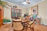 2861 Roehampton Close - Photo 32