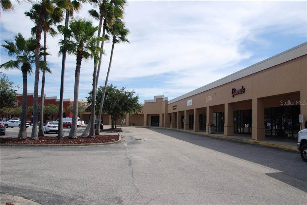 4300 Kings Highway - Photo 1