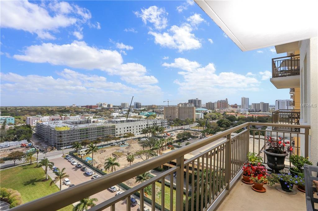 800 Tamiami Trail - Photo 1