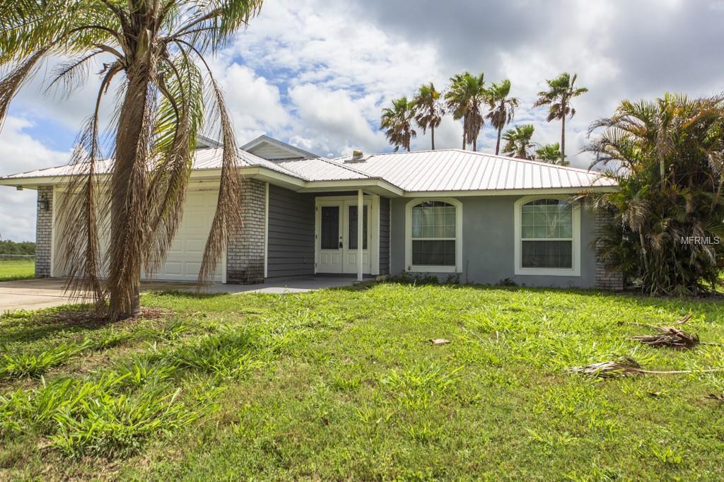 723,725,727 Center Road - Photo 1