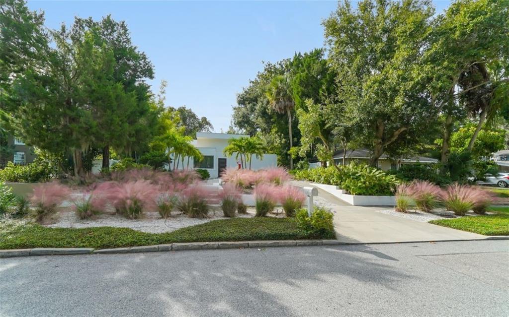 904 Virginia Drive - Photo 1