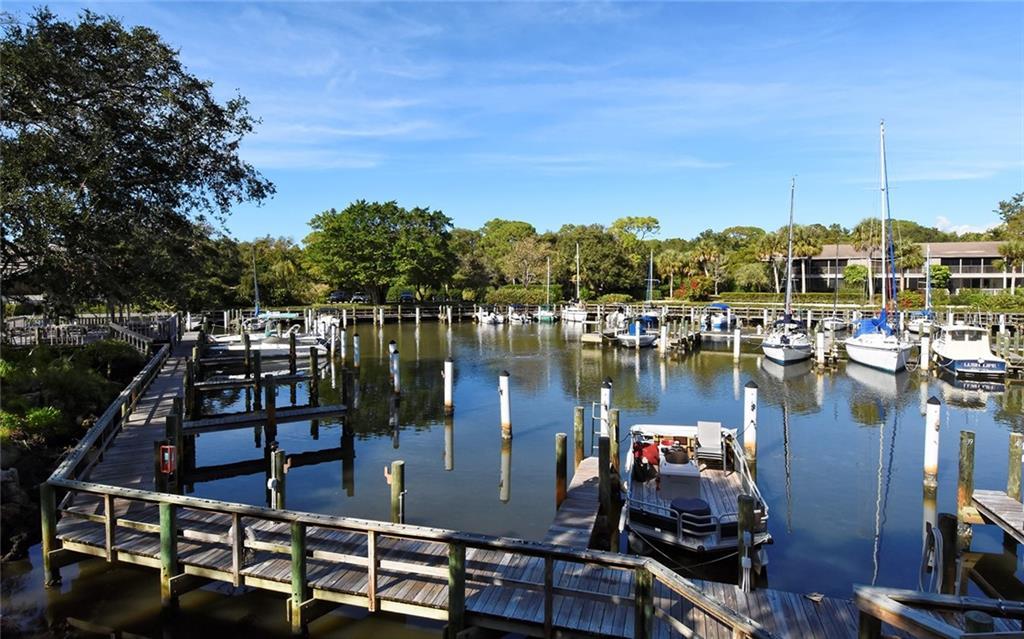 1621 Boathouse Circle - Photo 1