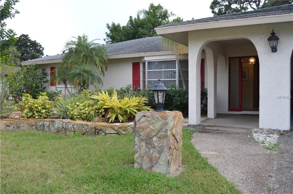 2275 Pine View Circle - Photo 1