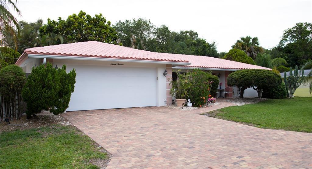 1613 Idle Lane - Photo 1
