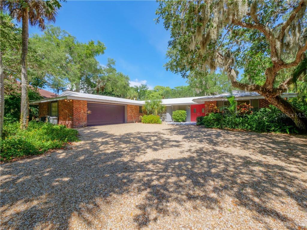4848 Oxford Drive - Photo 1