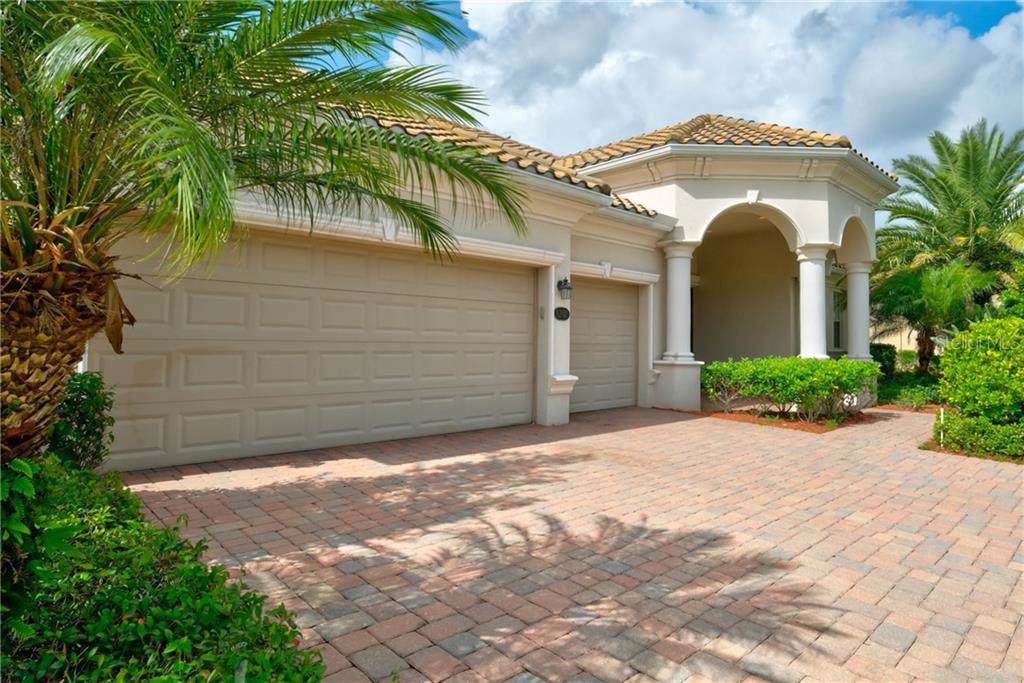8202 Heritage Grand Place - Photo 1