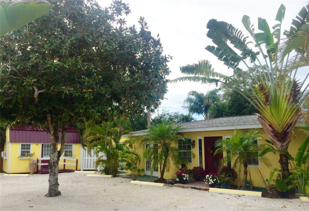 350 Magnolia Road - Photo 1