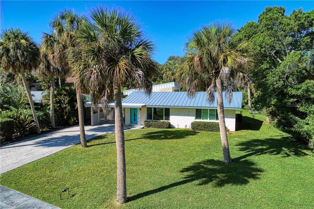 99 Island Circle - Photo 1