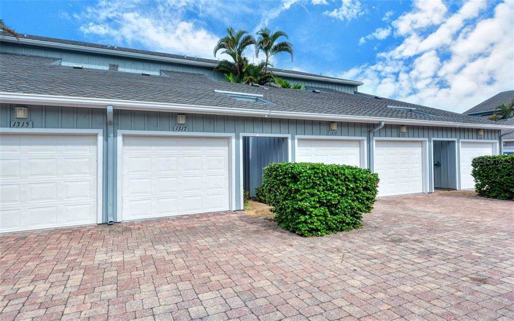 1319 Dockside Place - Photo 1