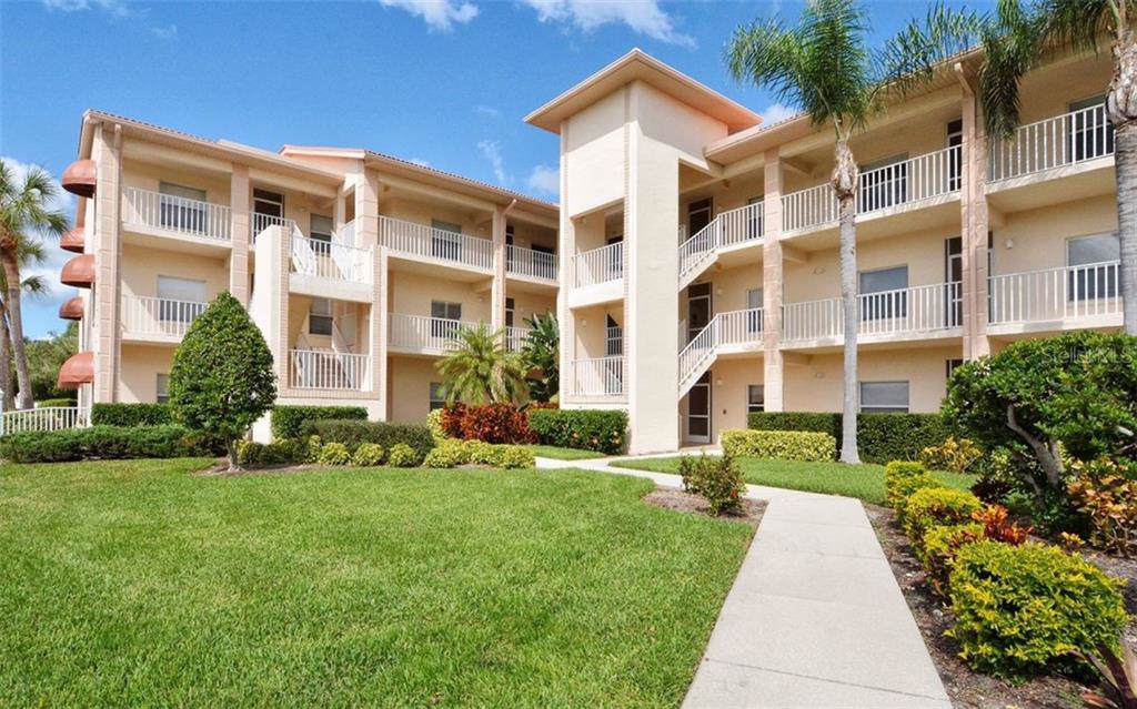 9620 Club South Circle - Photo 1