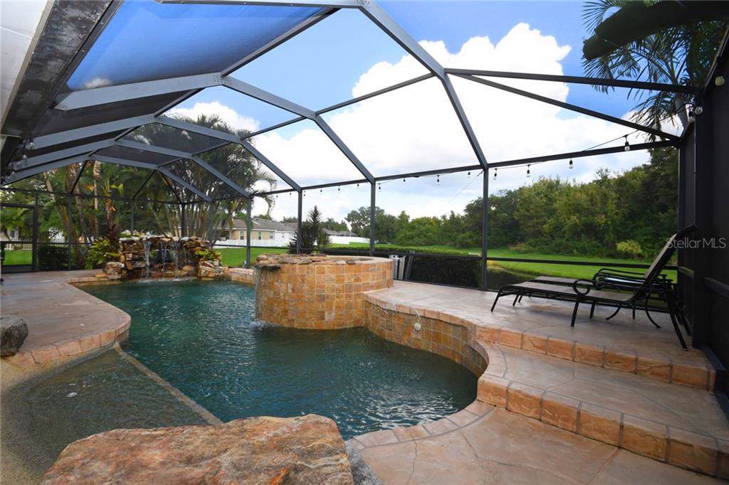 4612 Oliver Manor Drive - Photo 1