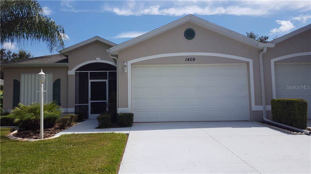 1409 Hedgewood Circle - Photo 1