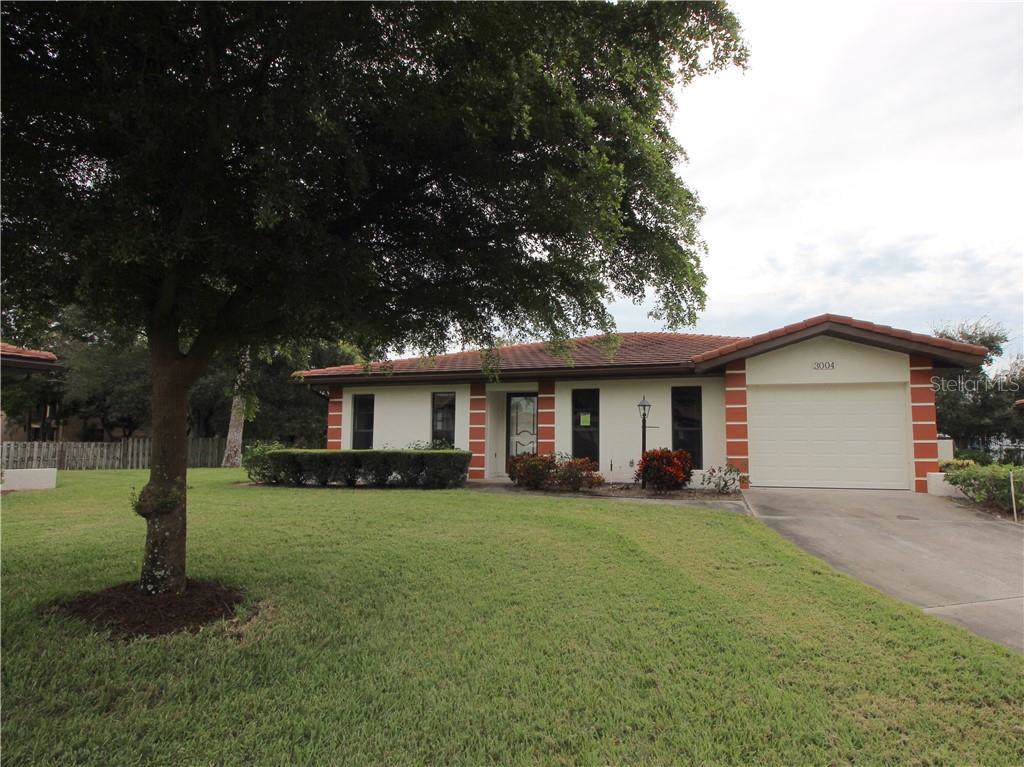 3004 Vivienda Drive - Photo 1