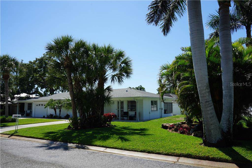 1875 Southpointe Drive - Photo 1