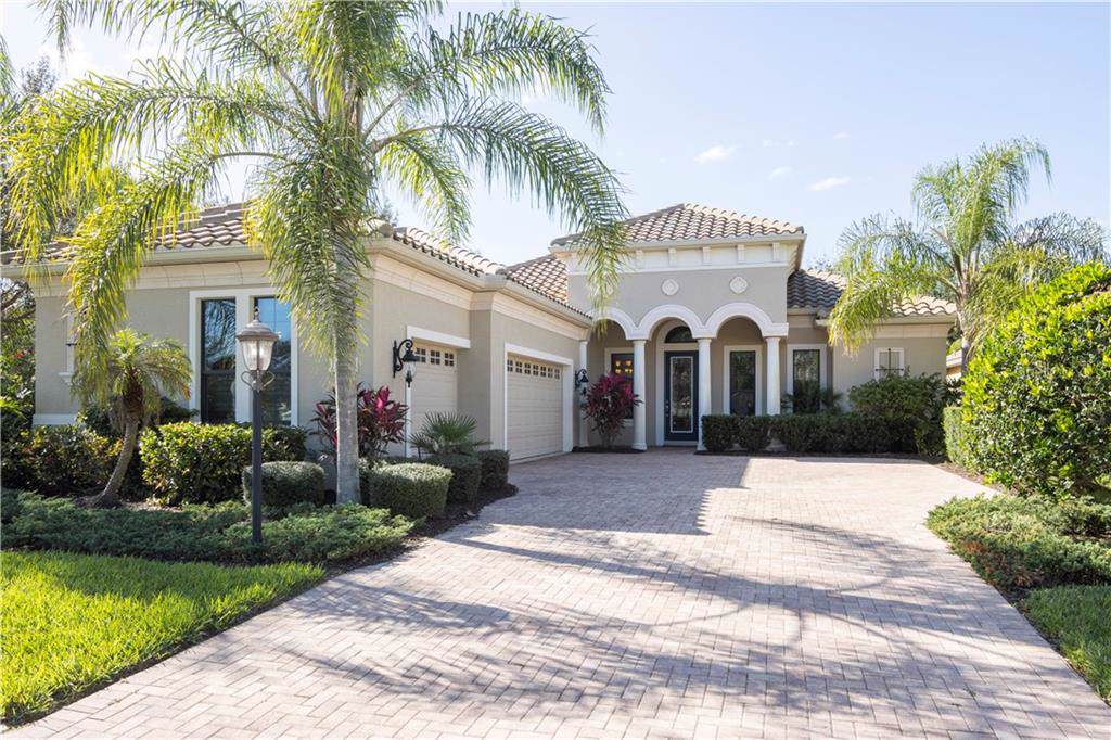 7258 Lake Forest Glen - Photo 1 7258 Lake Forest Glen - Photo 1