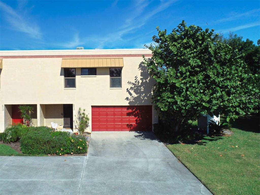 4015 Catalina Drive - Photo 1