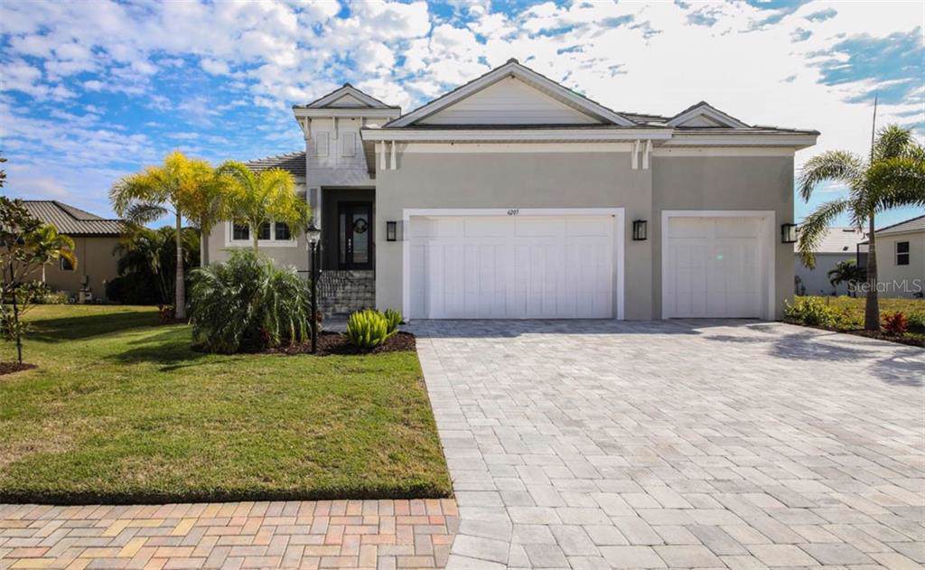 6205 Trophy Lane - Photo 1