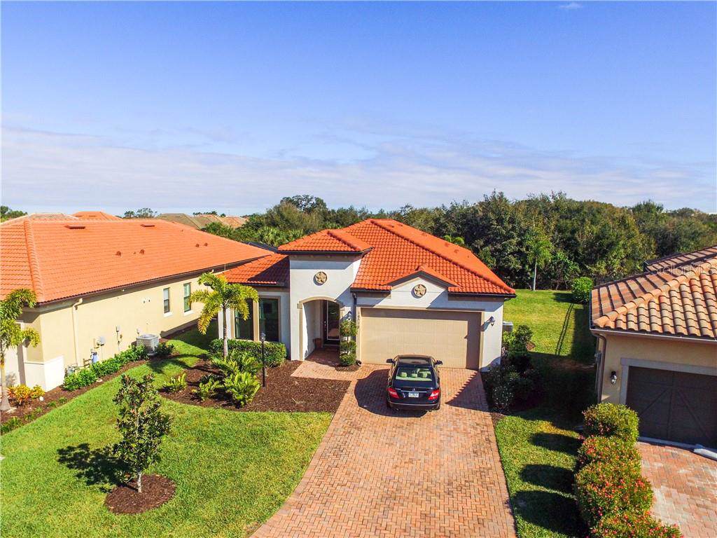 10516 Eastwood Drive - Photo 1