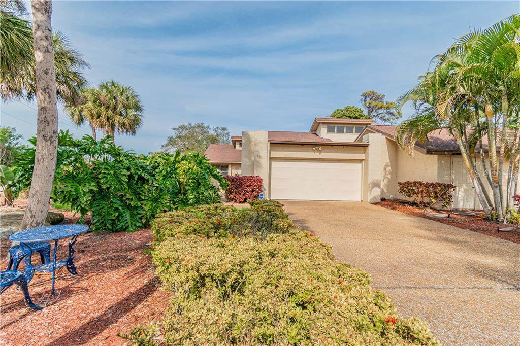 5901 La Vista Lane - Photo 1