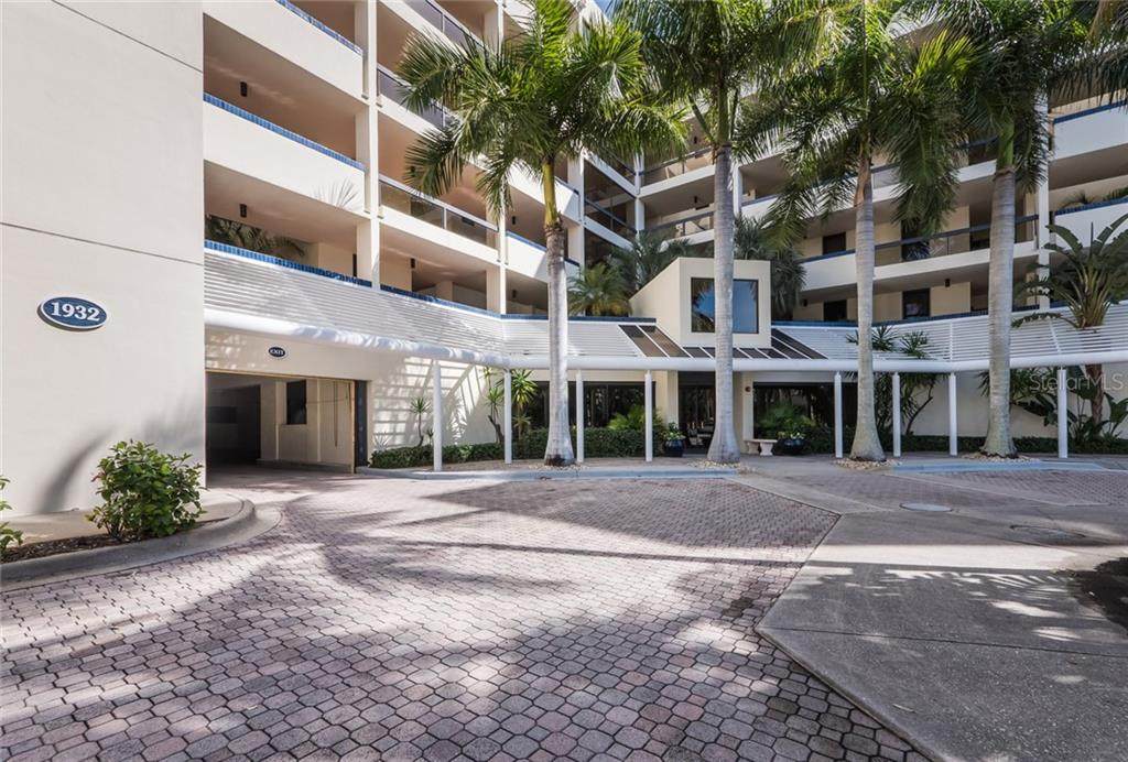 1932 Harbourside Drive - Photo 1 1932 Harbourside Drive - Photo 1
