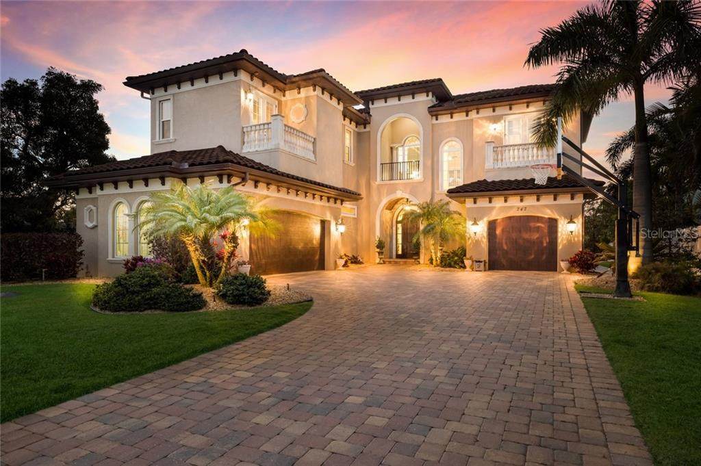 747 Valencia Road - Photo 1