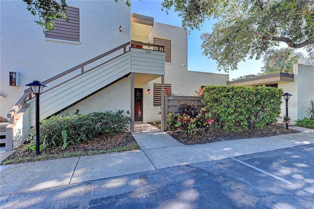104 Tidewater Drive - Photo 1