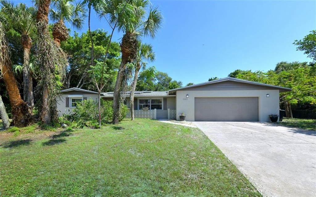5377 Shadow Lawn Drive - Photo 1