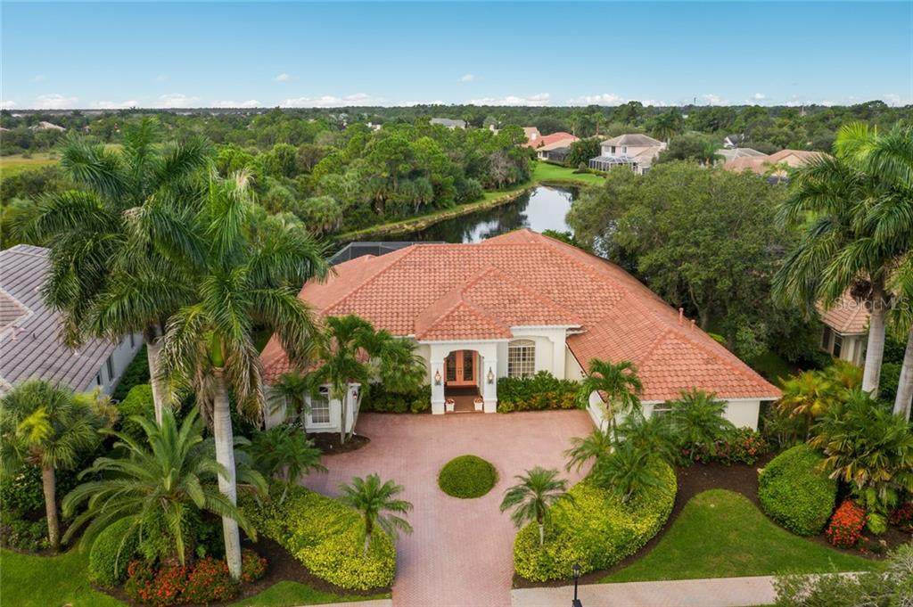 8855 Bloomfield Boulevard - Photo 1