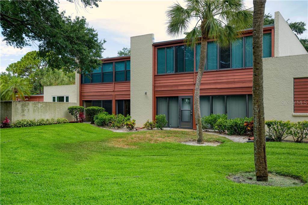 625 Spring Lakes Boulevard - Photo 1