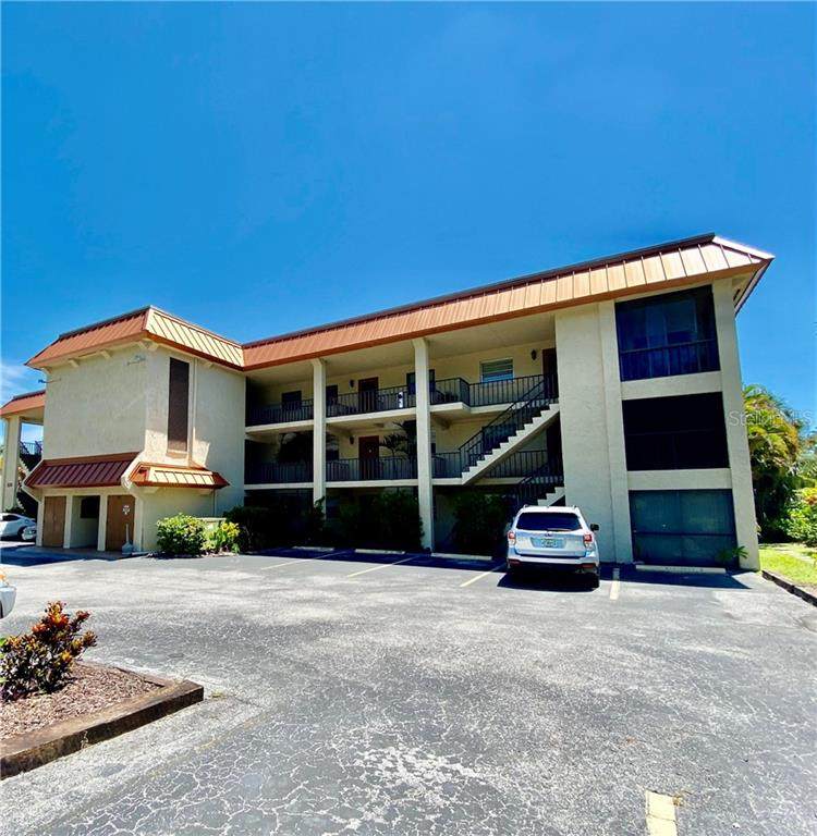 1650 Pine Tree Lane - Photo 1