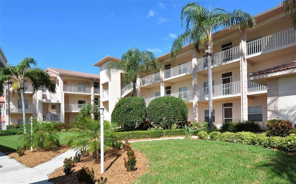 9610 Club South Circle - Photo 1