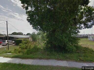 1198 Mills Avenue - Photo 1