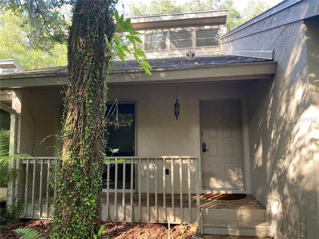 2560 Arboretum Circle - Photo 1