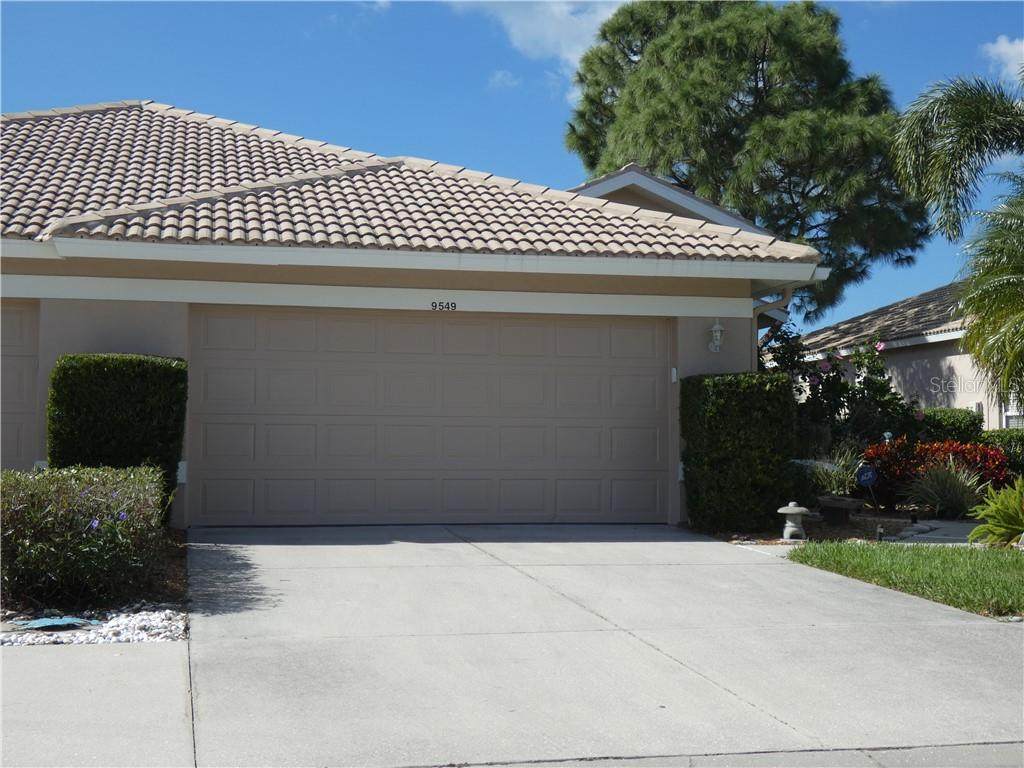 9549 Forest Hills Circle - Photo 1