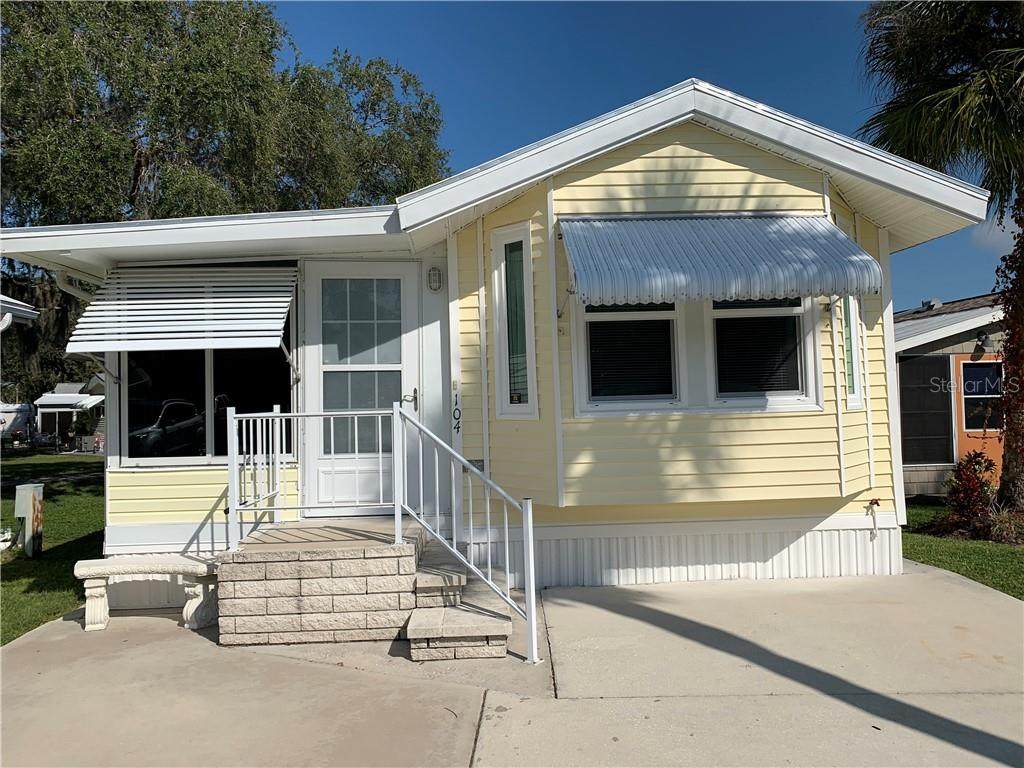 104 Bainbridge Drive - Photo 1