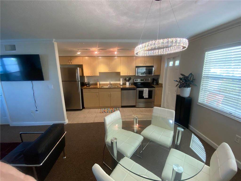 960 Highland Street - Photo 1