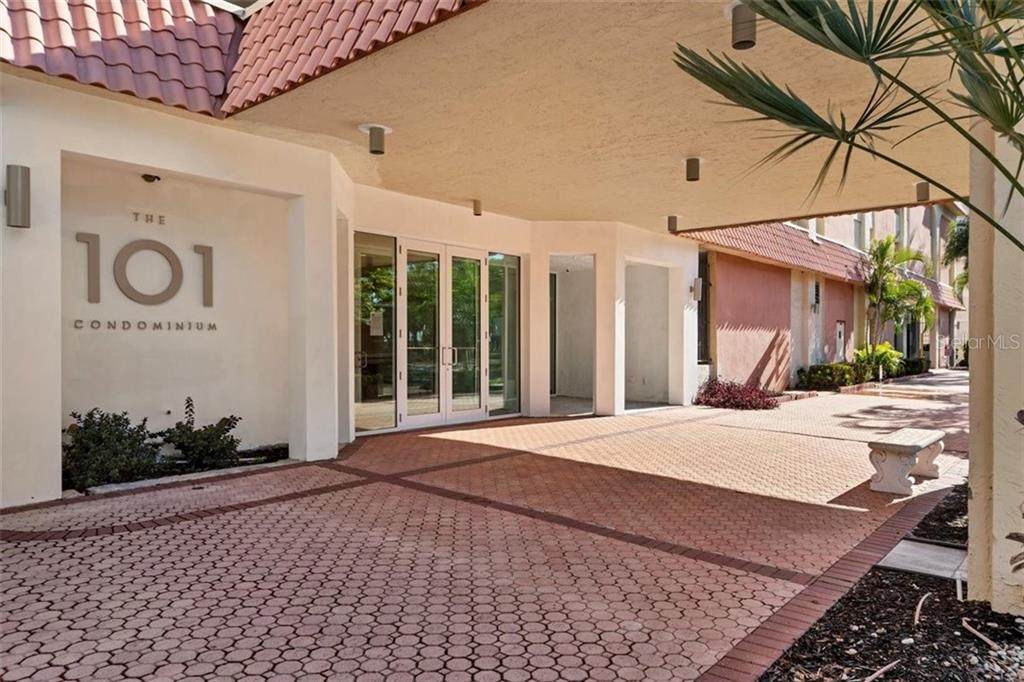 101 Gulfstream Avenue - Photo 1