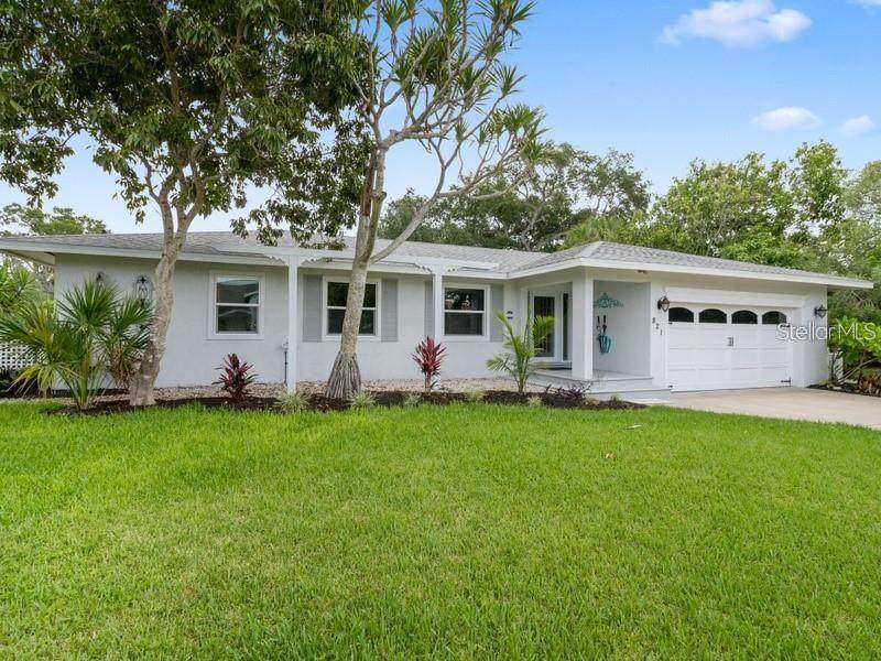 821 Idlewild Way - Photo 1