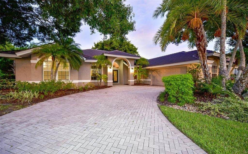 8446 Cypress Hollow Drive - Photo 1