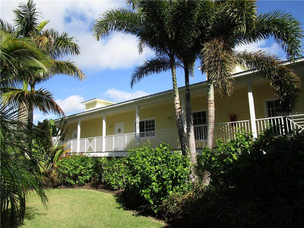 910 Seaside Drive - Photo 1