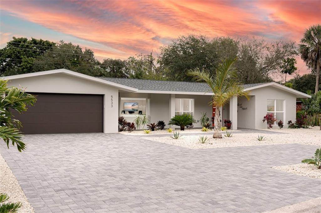5533 Shadow Lawn Drive - Photo 1