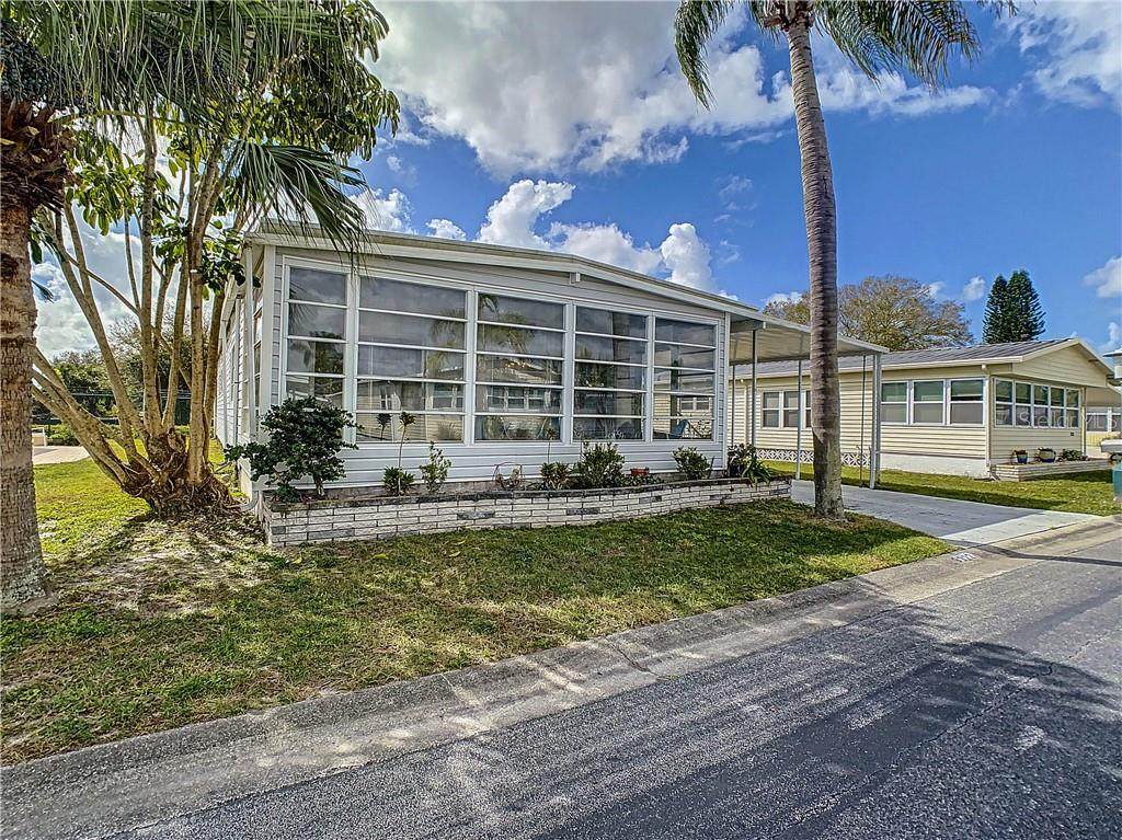 3322 Oakwood Boulevard - Photo 1
