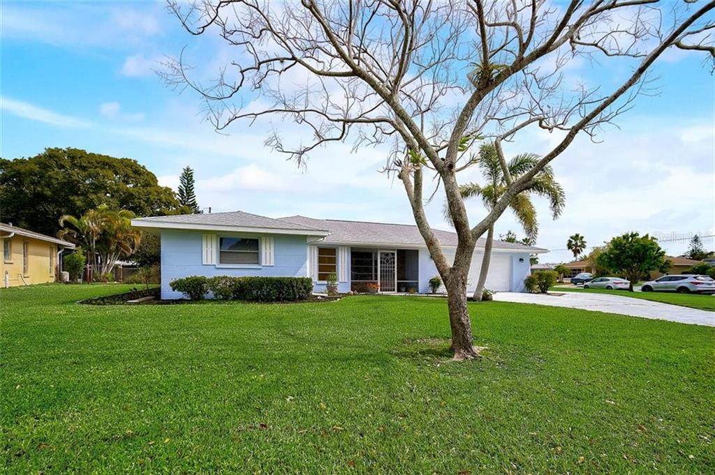 2321 Blackwood Drive - Photo 1