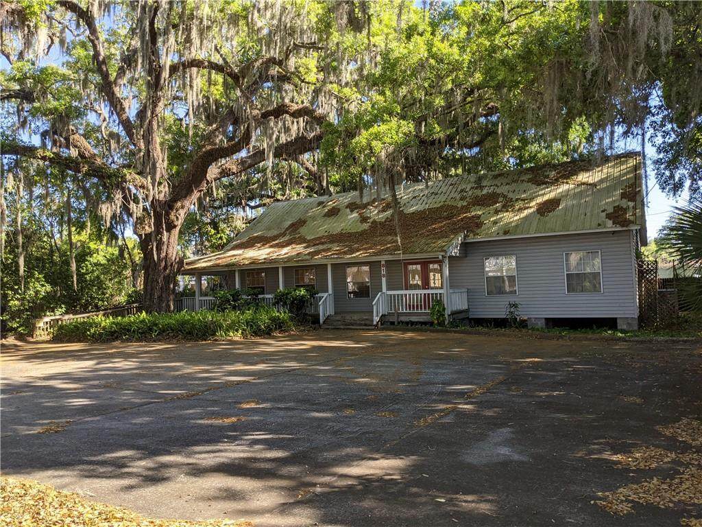 818 Mabbette Street - Photo 1