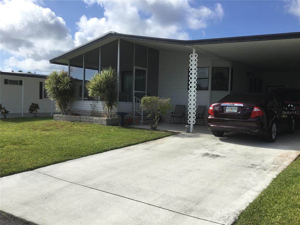 637 Blackburn Boulevard - Photo 1