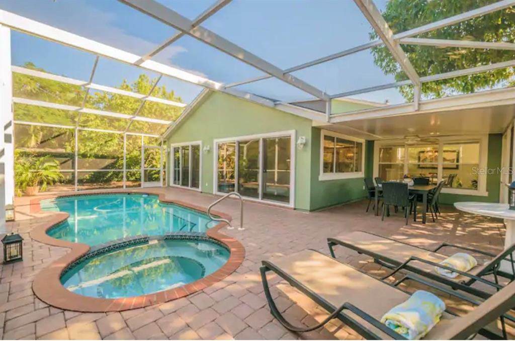 204 55TH Street - Photo 1