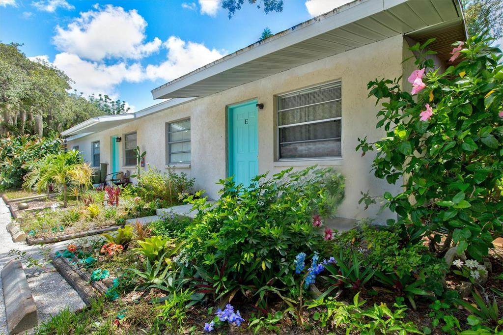 201 Silver Spray Lane - Photo 1