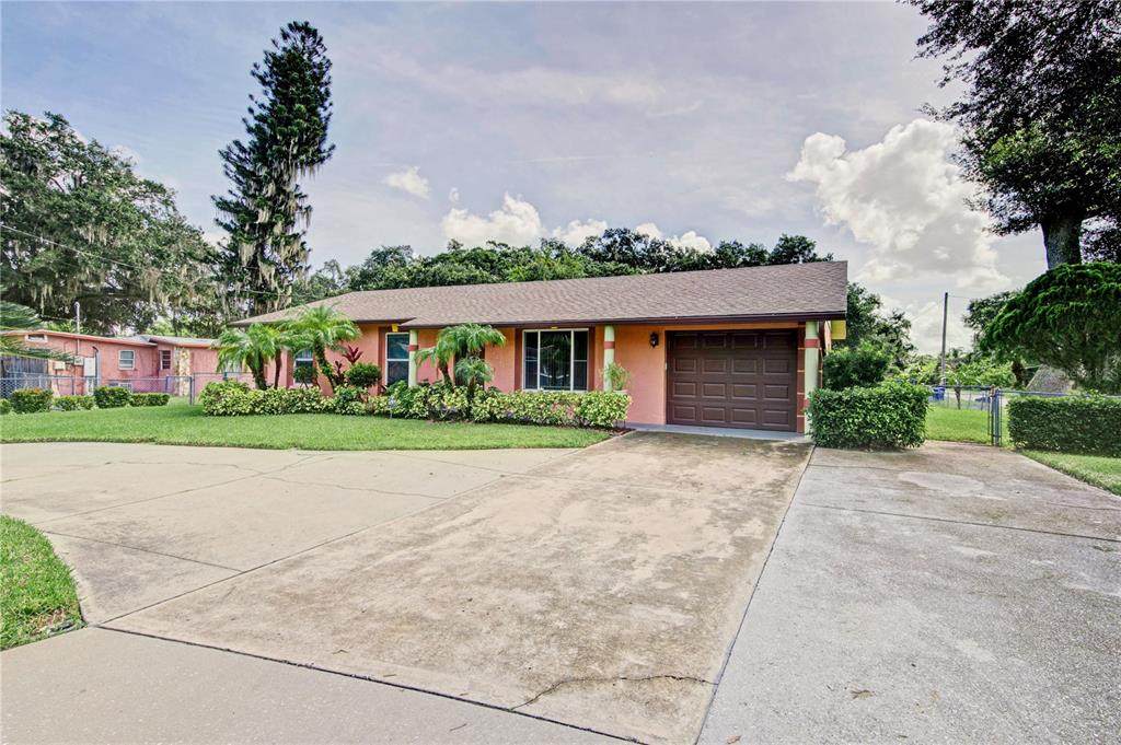 1123 30TH STREET CT E - Photo 1
