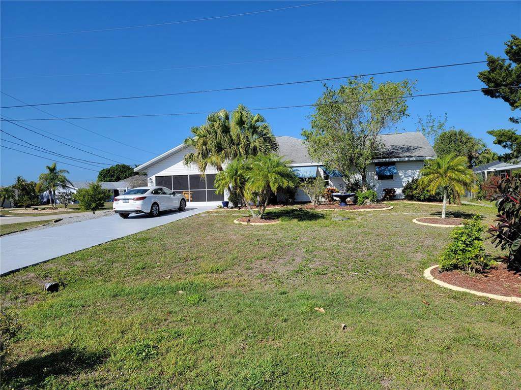 19016 Midway Boulevard - Photo 1