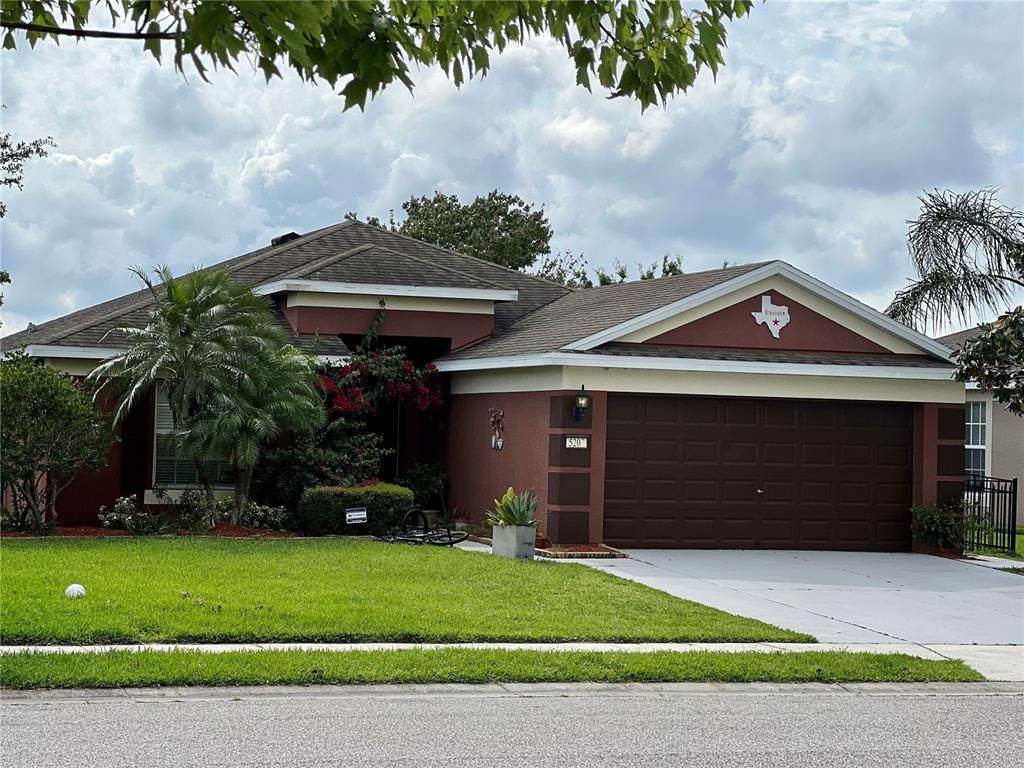 5207 99TH Avenue - Photo 1